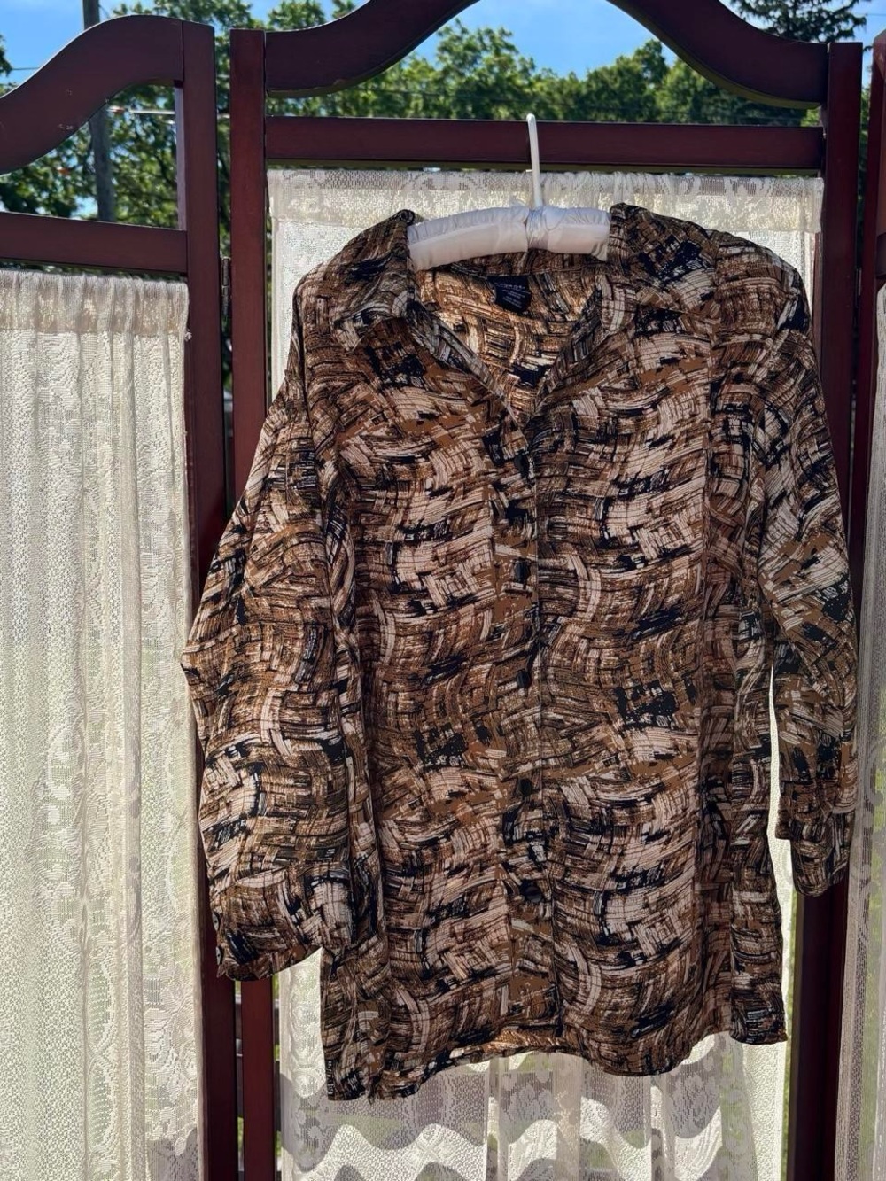 Blouse - Picture 2 of 8